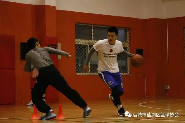 如何设计科学合理的篮球轮换训练方案_1
